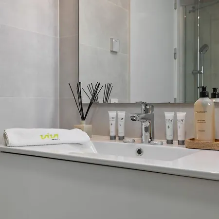 Penthouse Diamond - Private Pool, Terrace, Sea View, Gym & Bbq *