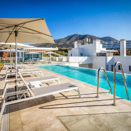 Penthouse Diamond - Private Pool, Terrace, Sea View, Gym & Bbq