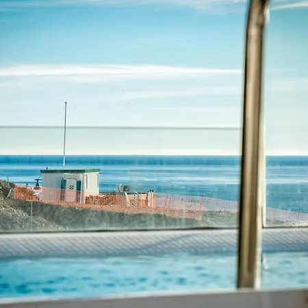 Penthouse Diamond - Private Pool, Terrace, Sea View, Gym & Bbq * Fuengirola