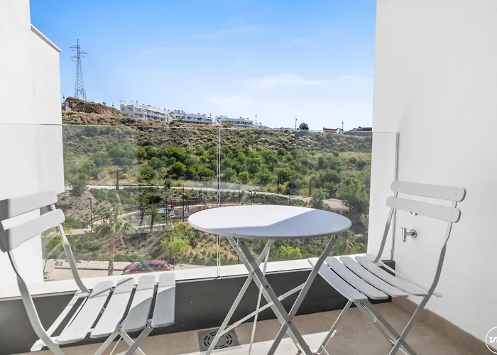 Penthouse Diamond - Private Pool, Terrace, Sea View, Gym & Bbq Apartment *