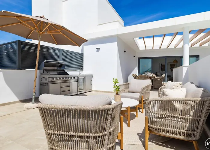 Penthouse Diamond - Private Pool, Terrace, Sea View, Gym & Bbq Fuengirola