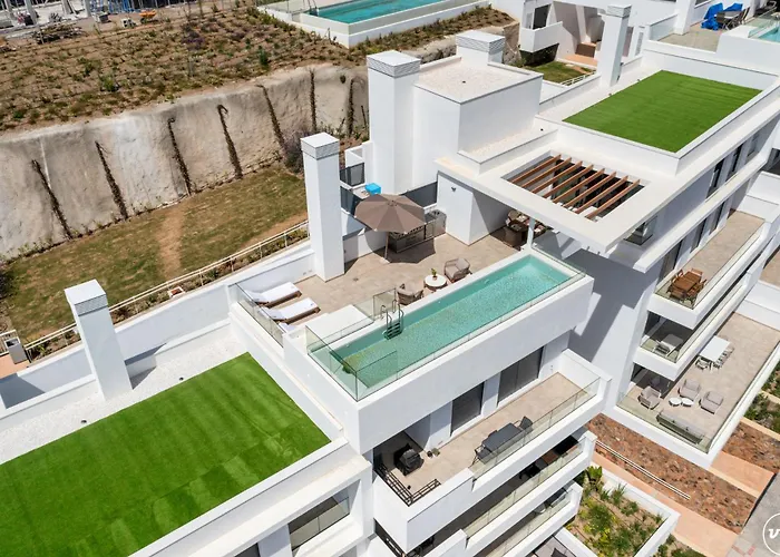 Apartment Penthouse Diamond - Private Pool, Terrace, Sea View, Gym & Bbq *