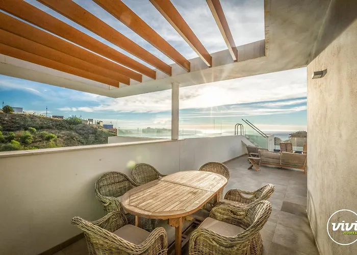 Apartment Penthouse Diamond - Private Pool, Terrace, Sea View, Gym & Bbq *