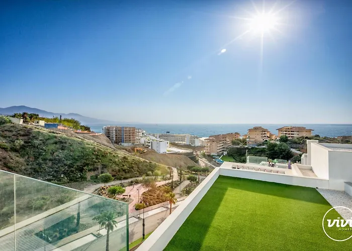 Penthouse Diamond - Private Pool, Terrace, Sea View, Gym & Bbq * Fuengirola