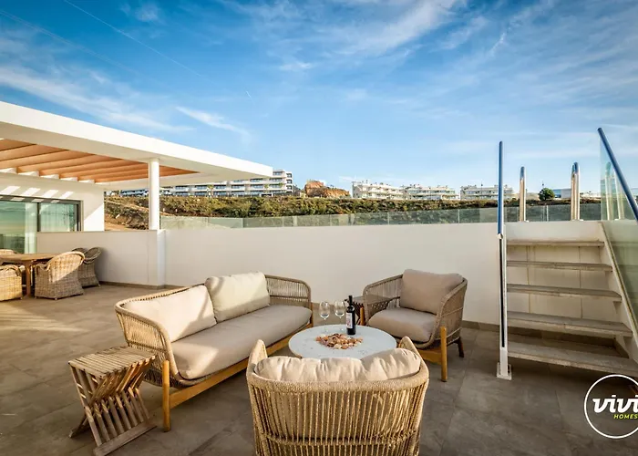 Penthouse Diamond - Private Pool, Terrace, Sea View, Gym & Bbq