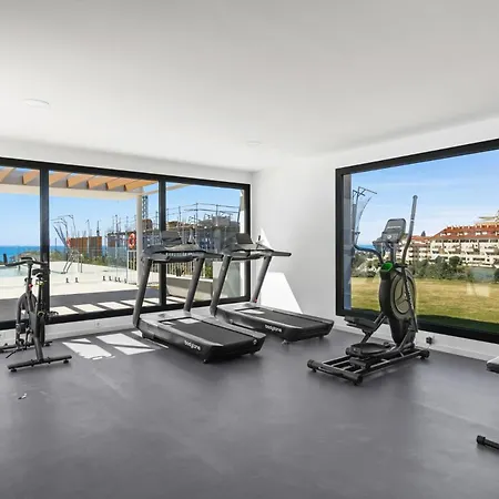 Apartment Penthouse Diamond - Private Pool, Terrace, Sea View, Gym & Bbq