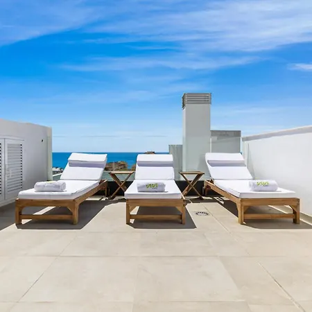 Penthouse Diamond - Private Pool, Terrace, Sea View, Gym & Bbq *