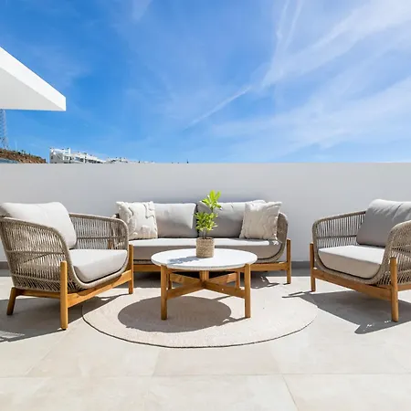 Lejlighed Penthouse Diamond - Private Pool, Terrace, Sea View, Gym & Bbq