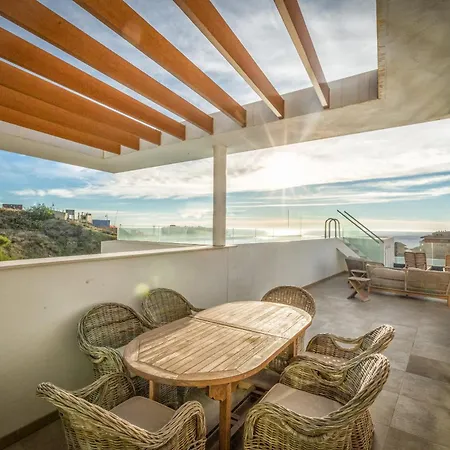 Lejlighed Penthouse Diamond - Private Pool, Terrace, Sea View, Gym & Bbq *