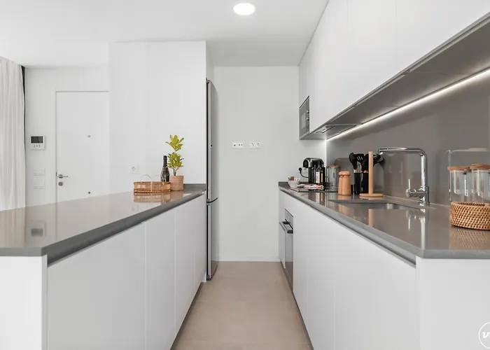 Apartment Penthouse Diamond - Private Pool, Terrace, Sea View, Gym & Bbq *