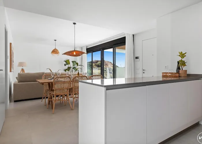 Apartment Penthouse Diamond - Private Pool, Terrace, Sea View, Gym & Bbq *