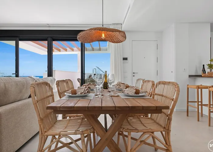 Penthouse Diamond - Private Pool, Terrace, Sea View, Gym & Bbq *