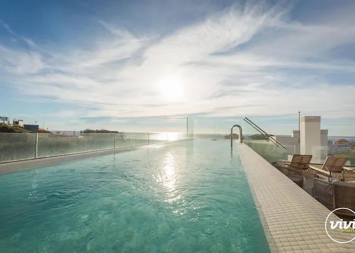 Apartment Penthouse Diamond - Private Pool, Terrace, Sea View, Gym & Bbq Fuengirola