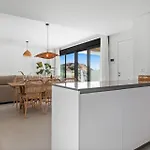 Apartment Penthouse Diamond - Private Pool, Terrace, Sea View, Gym & Bbq *